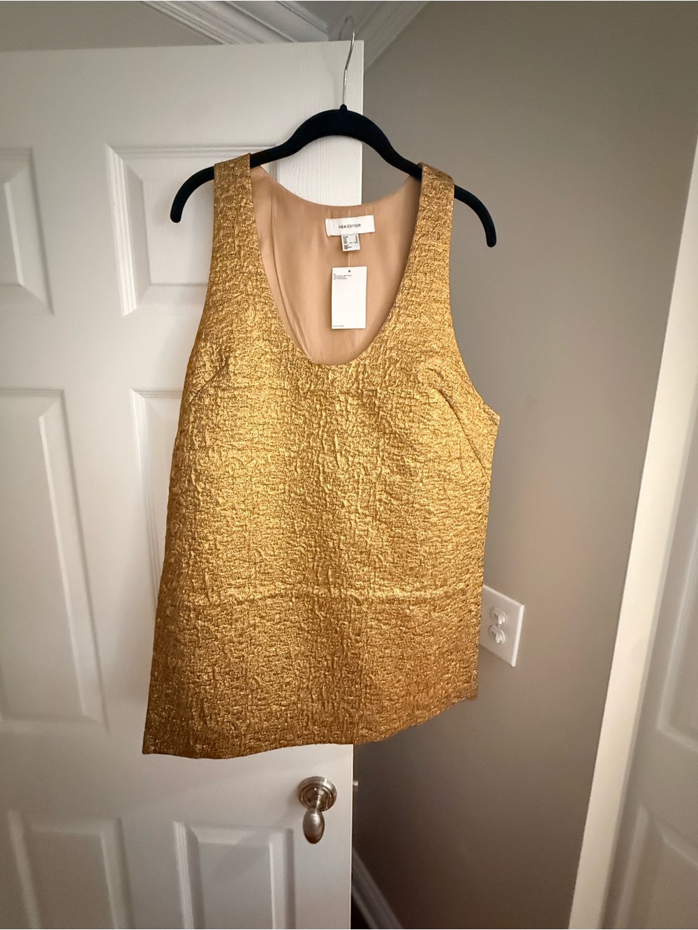 H&M Metallic Gold Textured Scoop Neck Tank